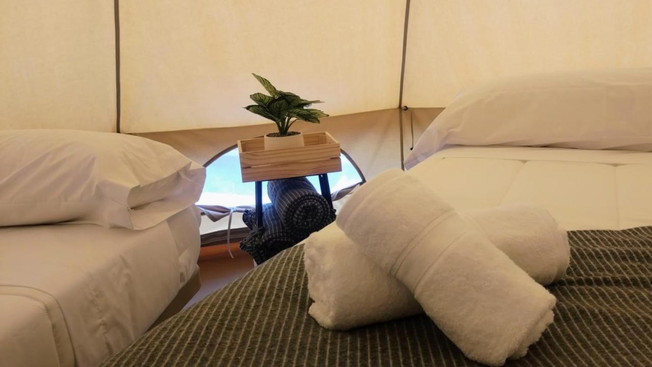 Отель Glamping Aventura Atalaia Котобаде Экстерьер фото
